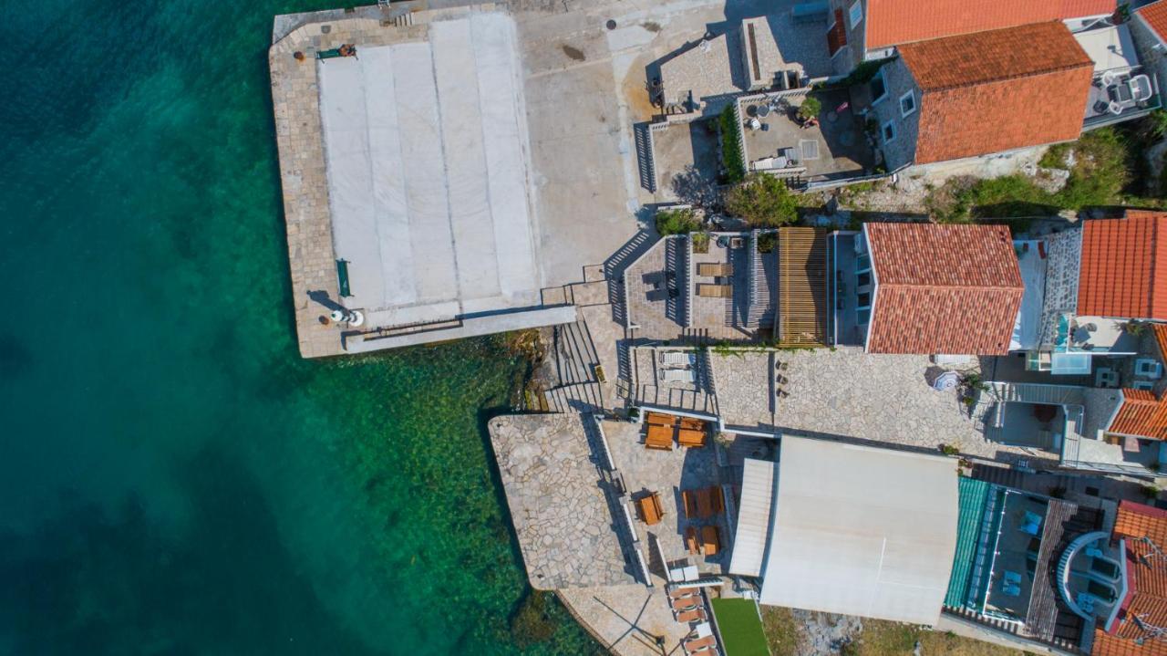 Family House Bjelila Vila Tivat Exterior foto