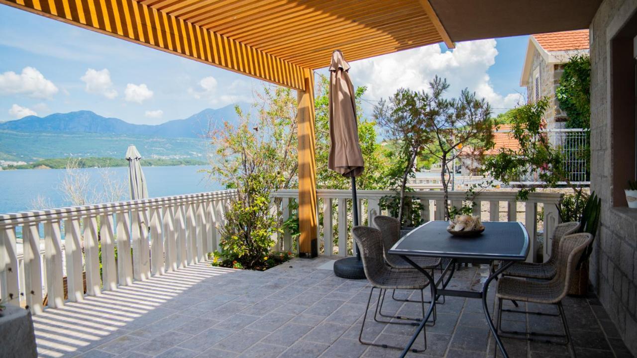 Family House Bjelila Vila Tivat Exterior foto