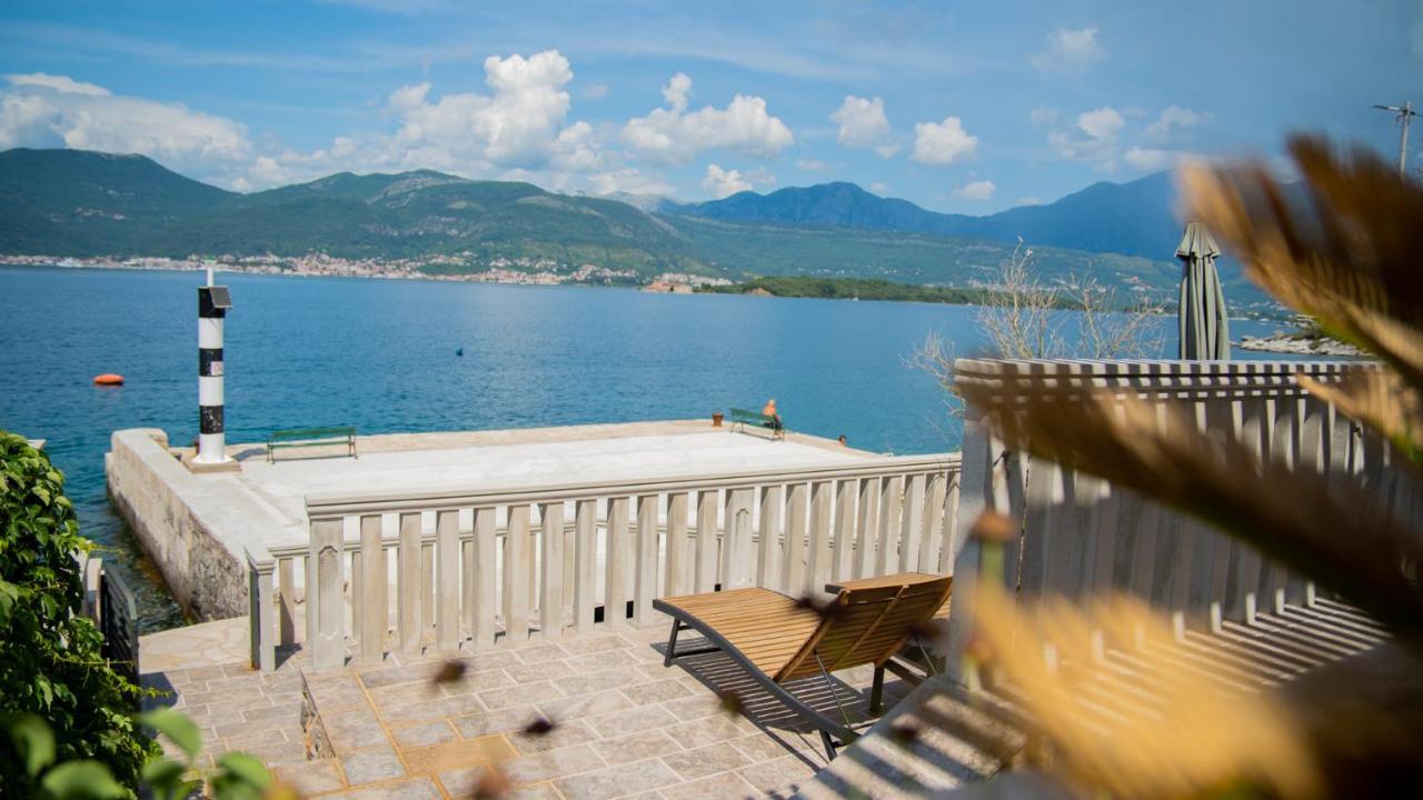 Family House Bjelila Vila Tivat Exterior foto